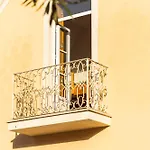 Дом отдыха Casa Amarela, 9-room House *