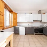 Casa Amarela, 9-room House *