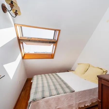 Casa Amarela, 9-room House Vakantiehuis